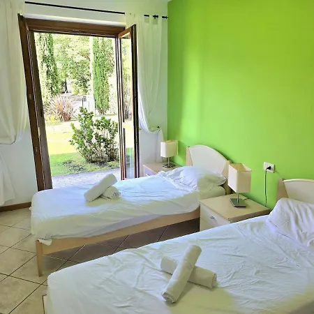 Vista D'oro Ulivo1 - 2 Bedroom Flat With View *