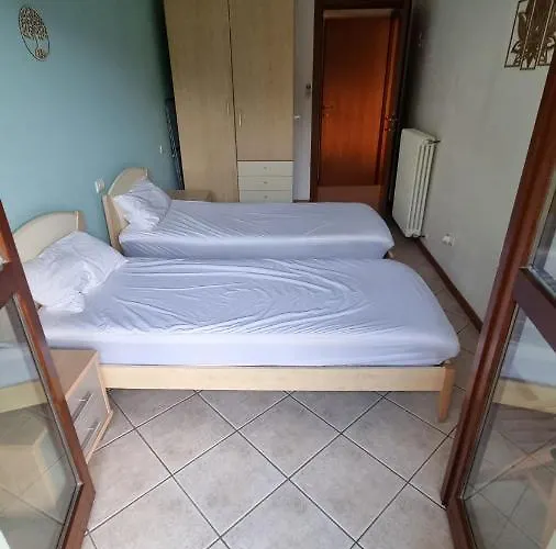 Vista D'oro Ulivo1 - 2 Bedroom Flat With View