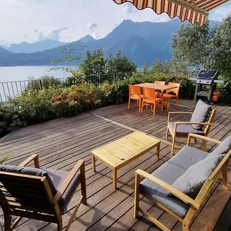 Vista D'oro Ulivo1 - 2 Bedroom Flat With View شقة Perledo